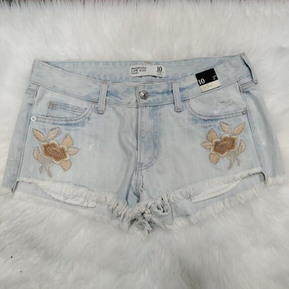 NWT Abercrombie & Fitch Y2K Prairie Festival Artsey Low Rise Distressed Short 10 - Picture 1 of 8